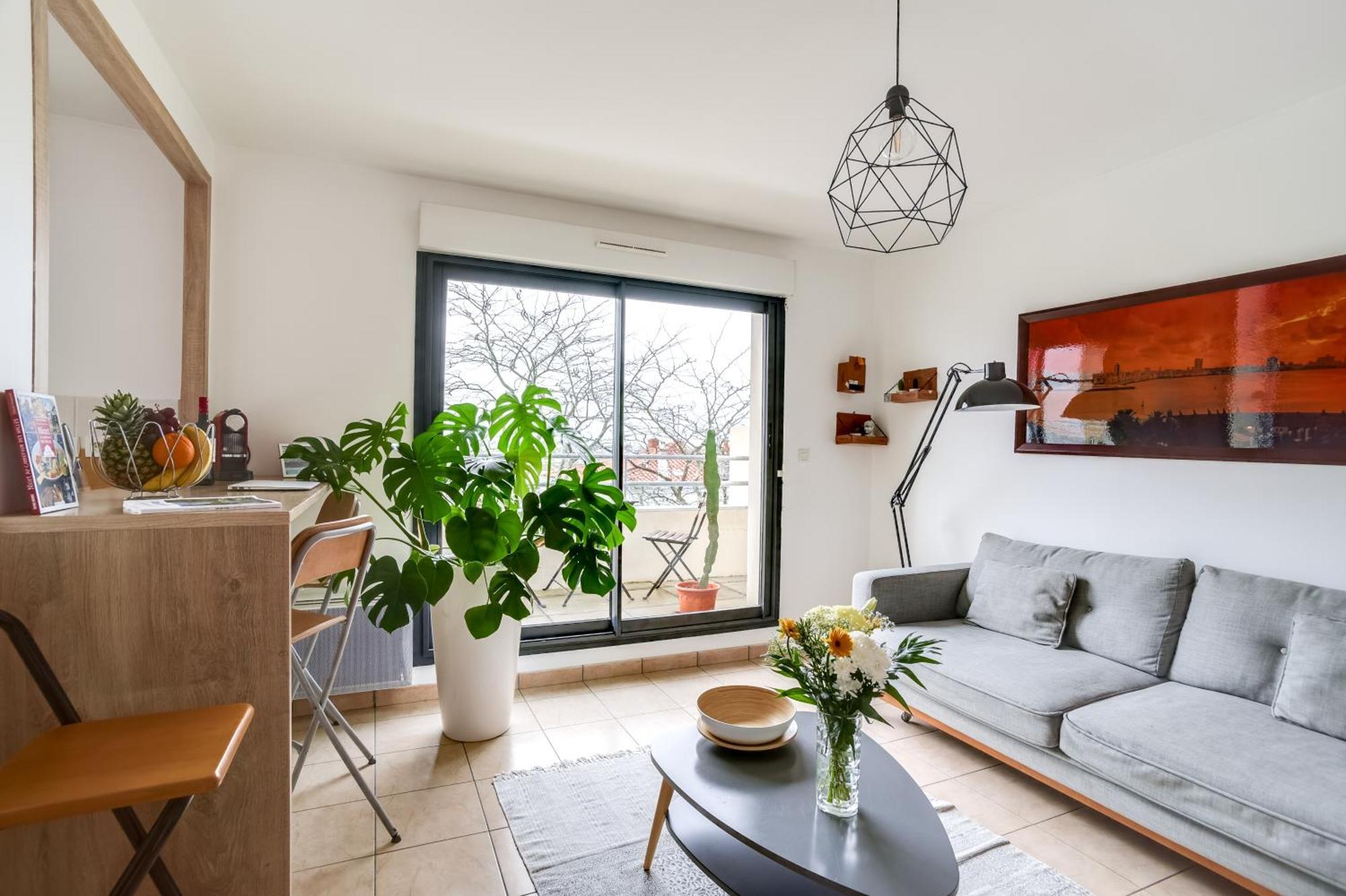 Votre Escale - Le Petit Montmartre Apartment นีออร์ ภายนอก รูปภาพ