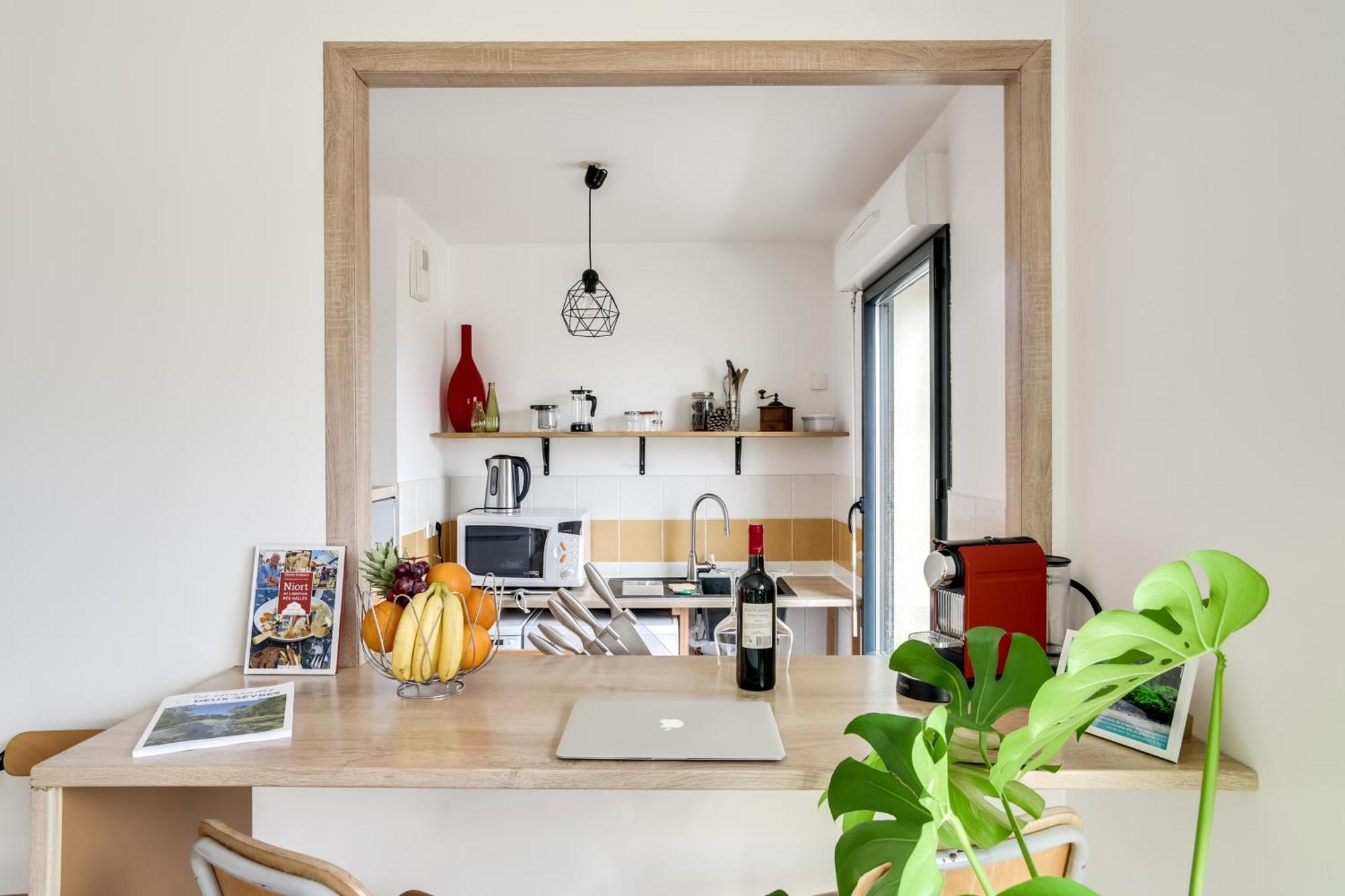 Votre Escale - Le Petit Montmartre Apartment นีออร์ ภายนอก รูปภาพ