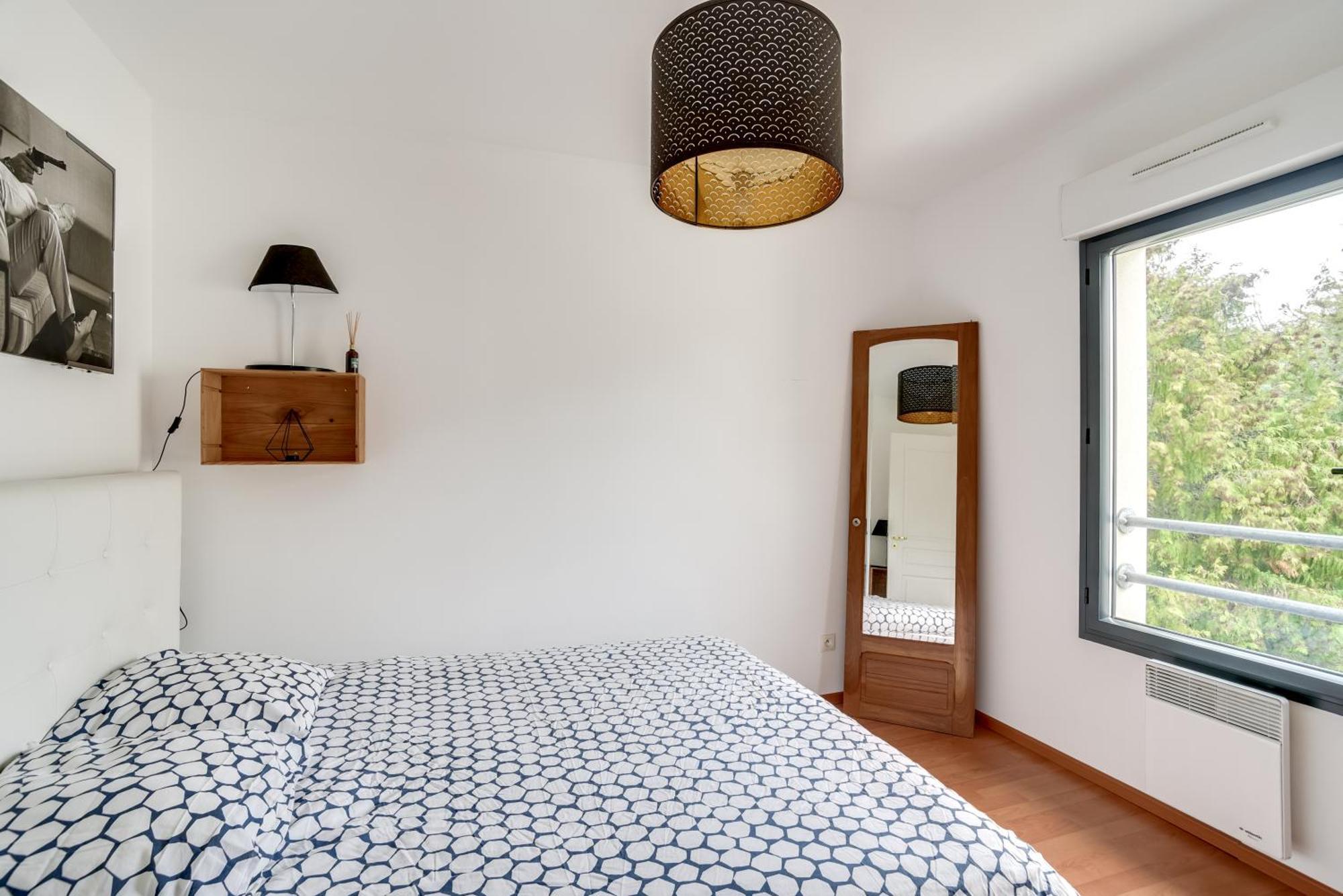 Votre Escale - Le Petit Montmartre Apartment นีออร์ ภายนอก รูปภาพ