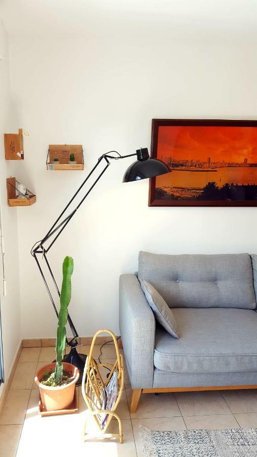 Votre Escale - Le Petit Montmartre Apartment นีออร์ ภายนอก รูปภาพ